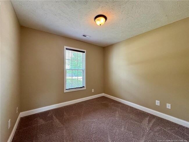 Building Photo - 230 Hunters Creek Dr