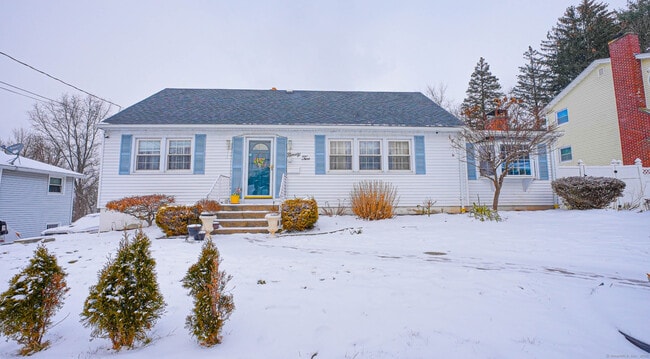 Primary Photo - 92 Plainfield Dr