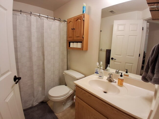 Building Photo - 345 Belmont Pl