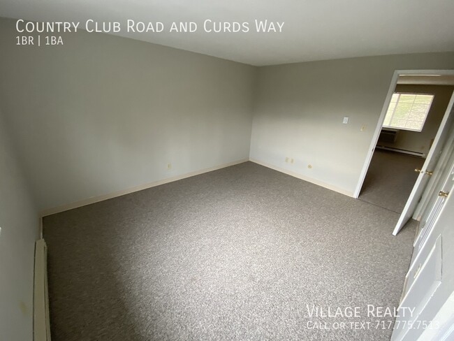 Building Photo - 681 Country Club Rd