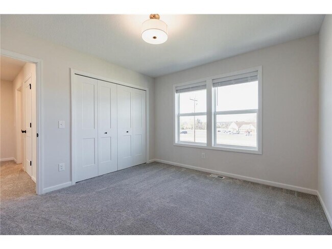 Building Photo - 10226 Arrowwood Path