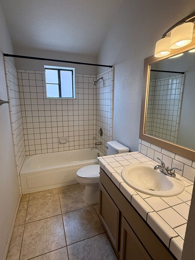 Building Photo - 10236 S Del Rico