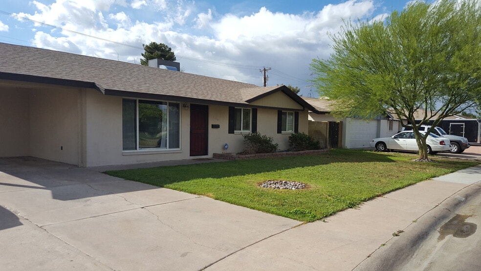 Building Photo - 2018 North 81st Place