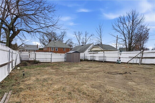 Building Photo - 44 Holburn Ave