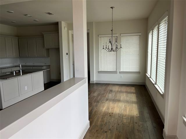 Building Photo - 7200 San Saba Dr