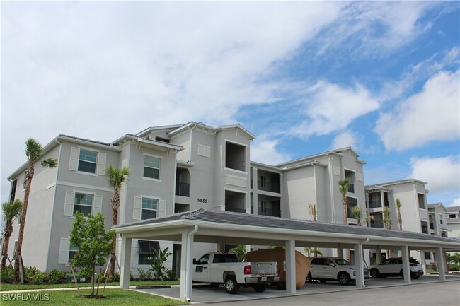 Primary Photo - 5555 Double Eagle Cir