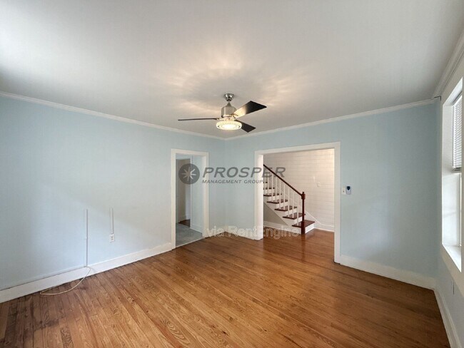 Building Photo - 204 Fishburne St