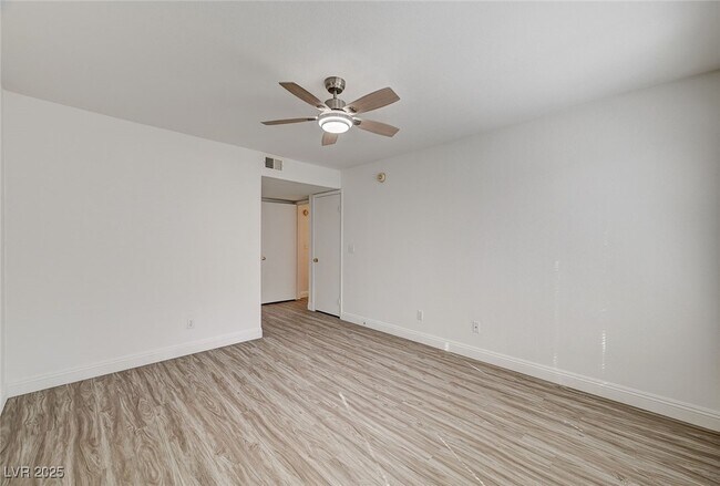 Building Photo - 3115 Casey Dr