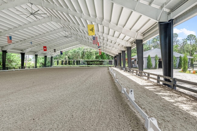 Building Photo - 15161 Collecting Canal Rd