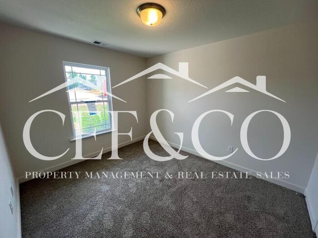 Building Photo - Stunning New 3-Bedroom, 2-Bath Home in Spa...