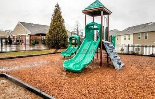 Building Photo - 2015 Lavender Ct