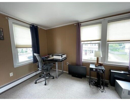 Building Photo - 86 Howard St