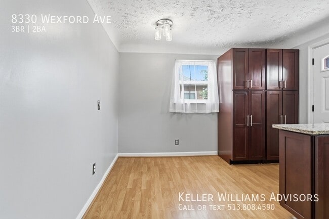 Building Photo - 8330 Wexford Ave