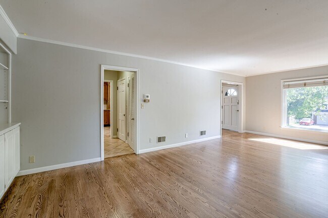 Building Photo - A Home With Character Walking Distance To ...