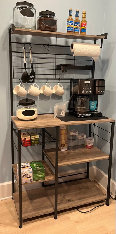 Building Photo - 369 E Tuscarawas Ave