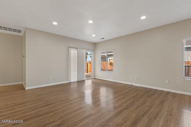 Building Photo - 9435 Stoney Creek Way