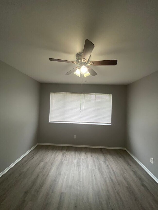 Primary Photo - $200 Off 1ST Month Rent May Special! Fresh...