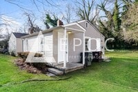 Building Photo - 909 Grant St