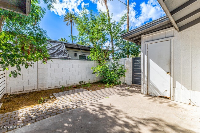 Building Photo - 3011 N 38th St