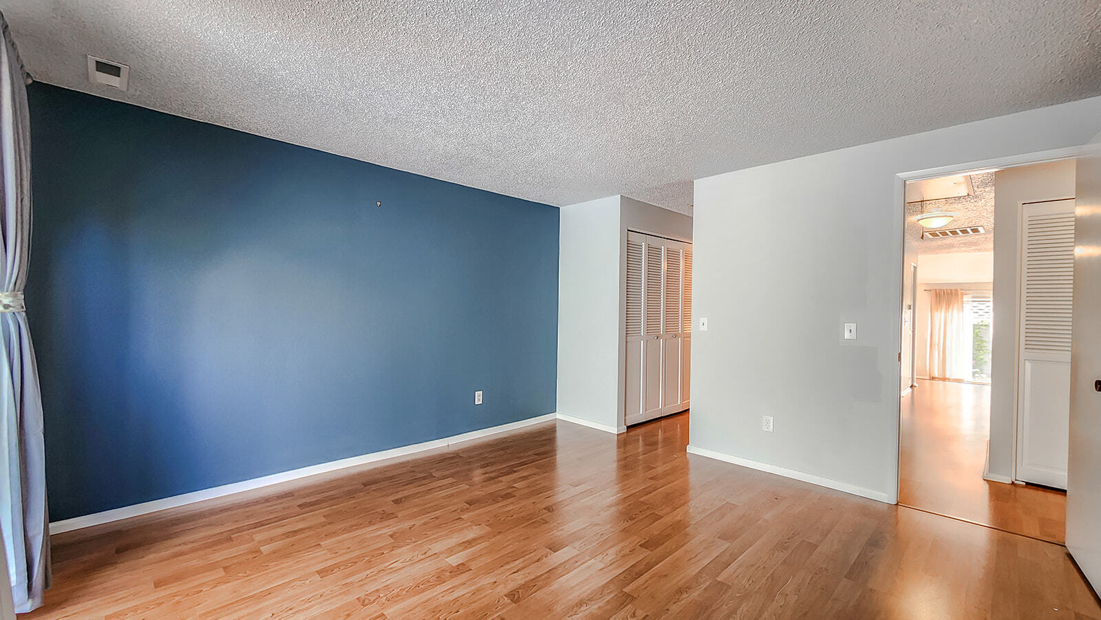 Building Photo - 37 Greenridge Ct