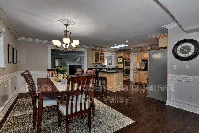Building Photo - 1534 Constanso Way