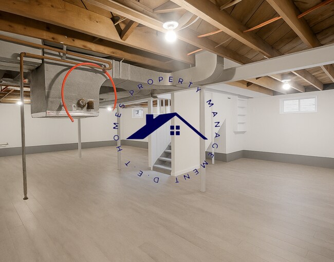 Building Photo - 11081 Lakepointe St