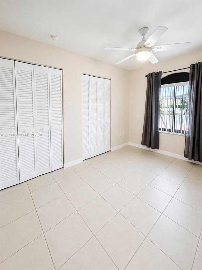 Building Photo - 9999 NW 126th Terrace