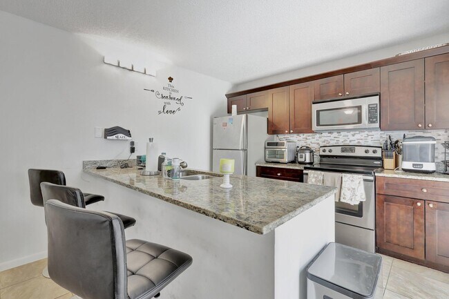 Building Photo - 5907 59th Way