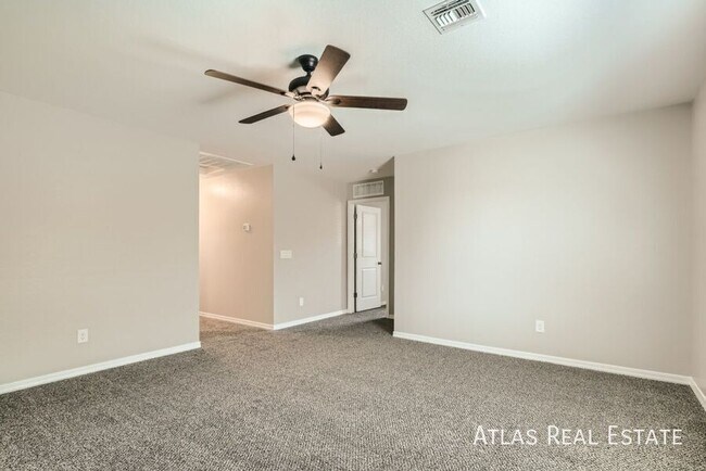 Building Photo - 4518 W Saddlebush Way