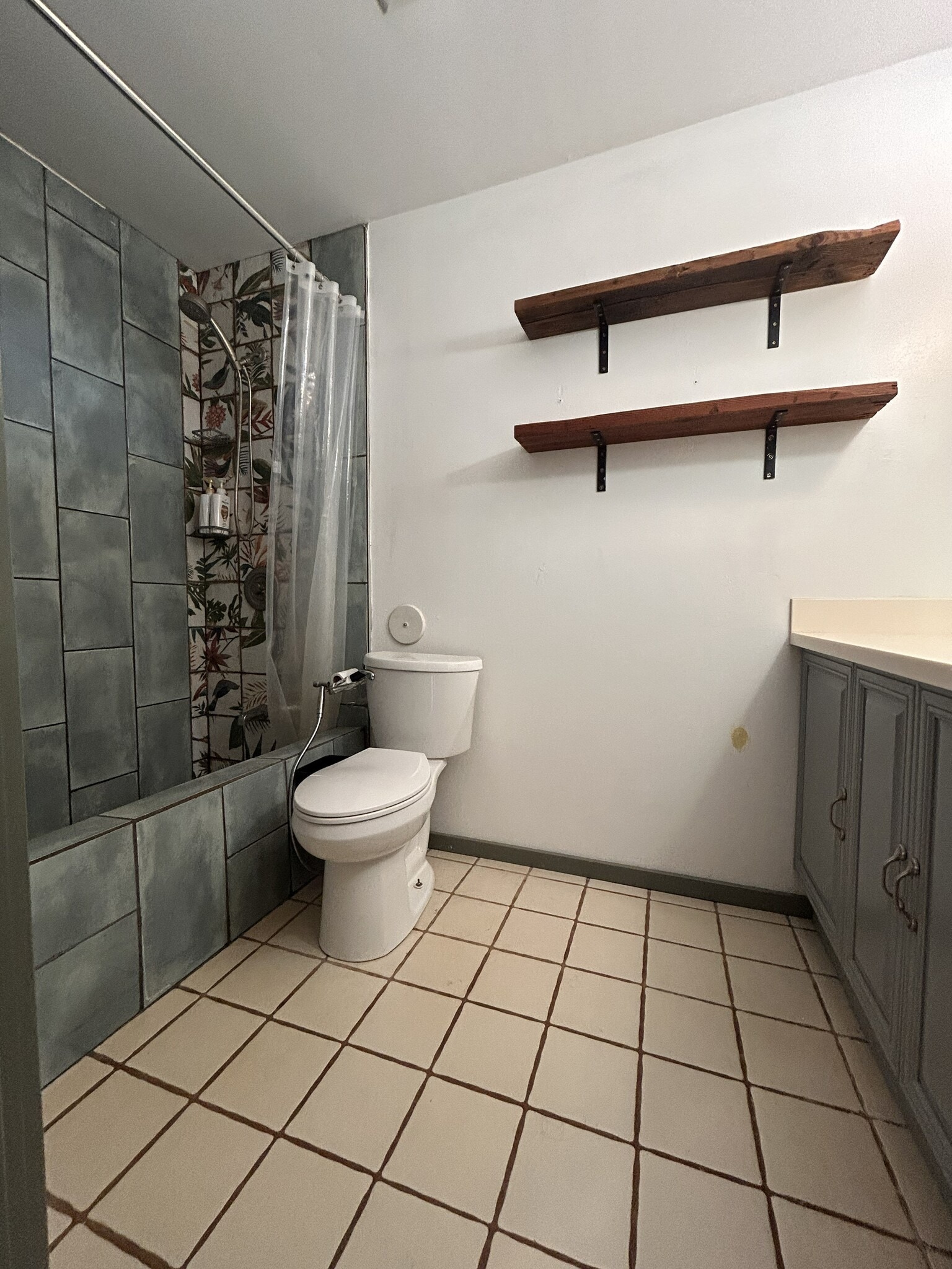 MasterBathroom - 94 -279 Aouli Pl