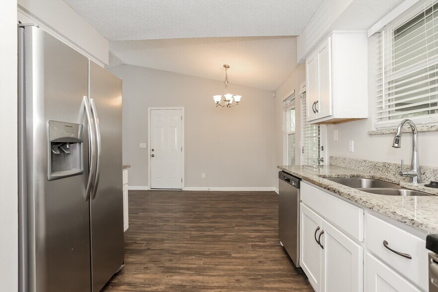 Building Photo - 3695 Deer Crossing Pl