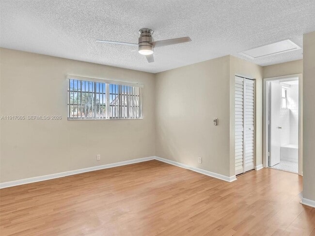 Building Photo - 1353 Springside Dr