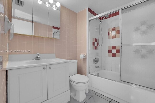 Building Photo - 5431 NE 25th Ave