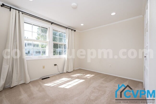 Building Photo - 1715 Tarleton Way