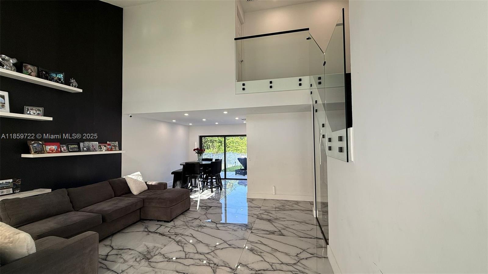Building Photo - 1211 SW 178th Way