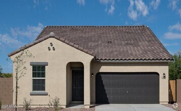 Building Photo - 390 S Verdad Ln