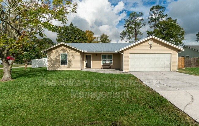 Primary Photo - 3168 Sanderling Ct