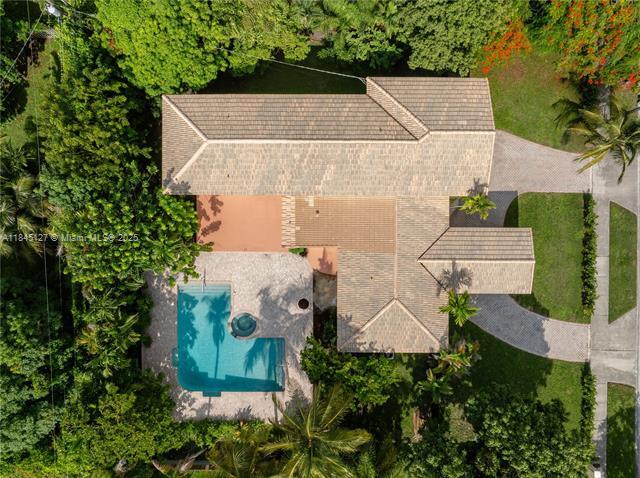 Building Photo - 7100 SW 56th St