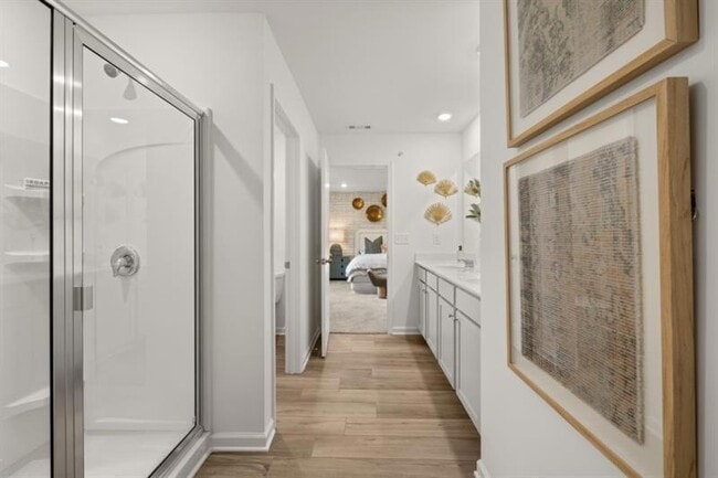 Building Photo - 16 Red Dragon Dr