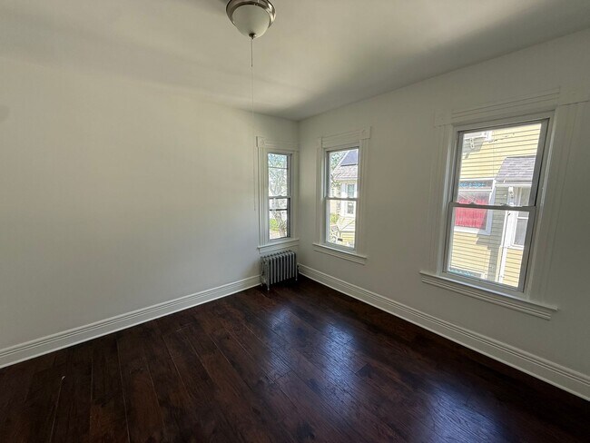 Building Photo - 51 Acushnet Ave