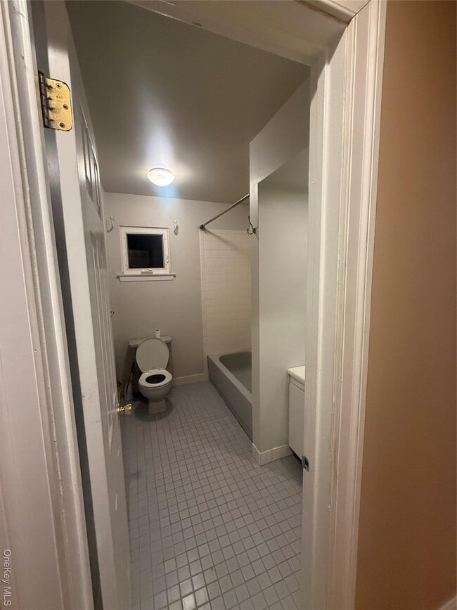 Building Photo - 21 Cherry Ct