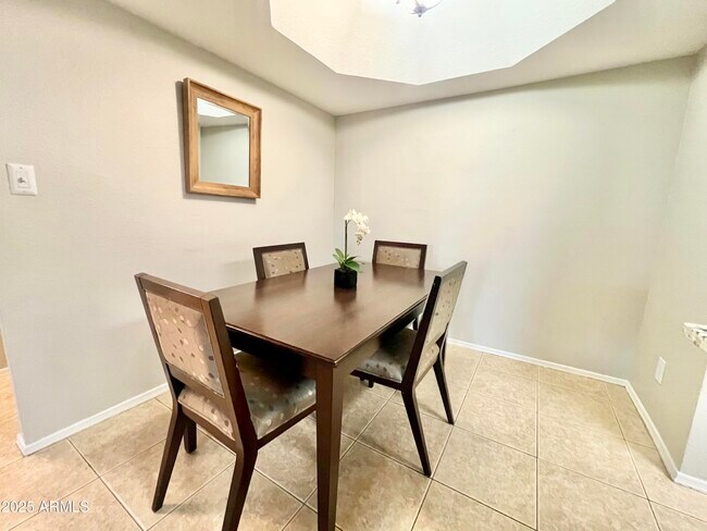 Building Photo - 2855 S Ext Rd