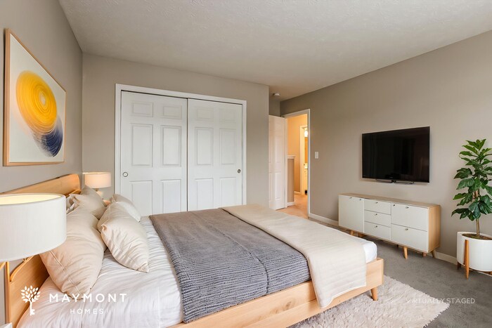 Building Photo - 10440 Wintergreen Way