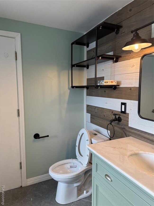 Building Photo - 2729 Kipling Ave