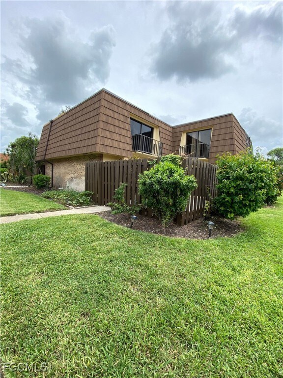 Primary Photo - 1667 Park Meadows Dr
