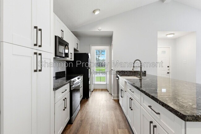 Building Photo - 16625 Ivy Grove Dr