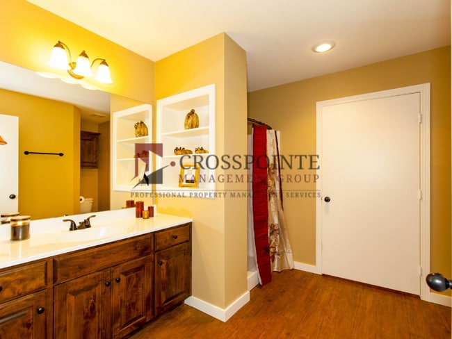 Building Photo - Coming Soon! Stunning 3 bed, 2 bath, 1 car garage located in West Tyler!!