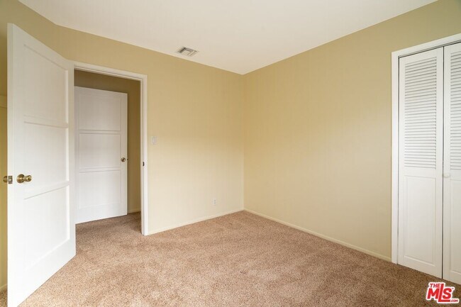 Building Photo - 12719 Rose Ave