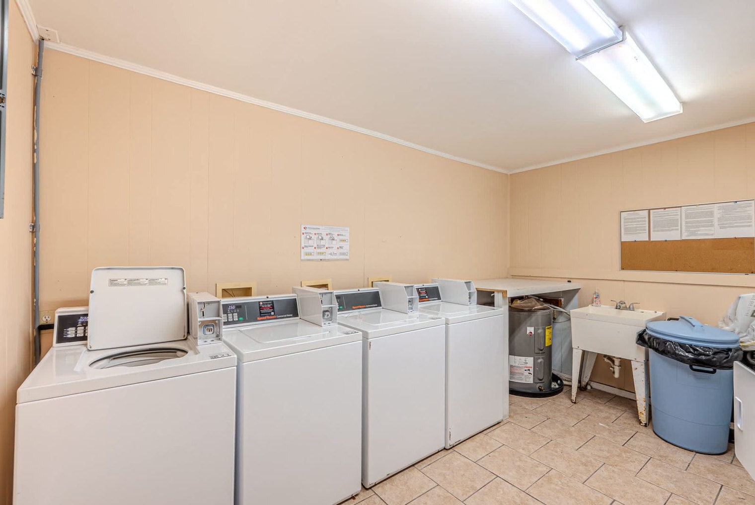 Building Photo - 21 Lagoon Rd