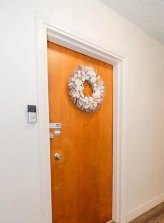 Building Photo - 8710 Delgany Ave